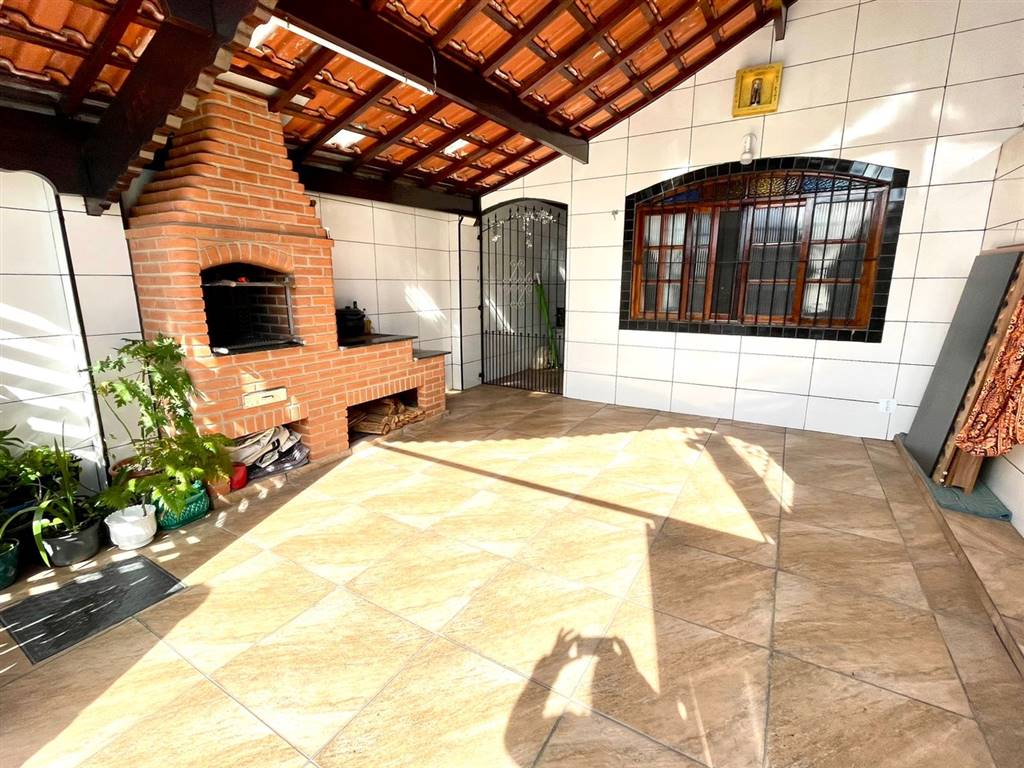 Casa com 2 quartos e 94 m² em Vila Caiçara, Praia Grande