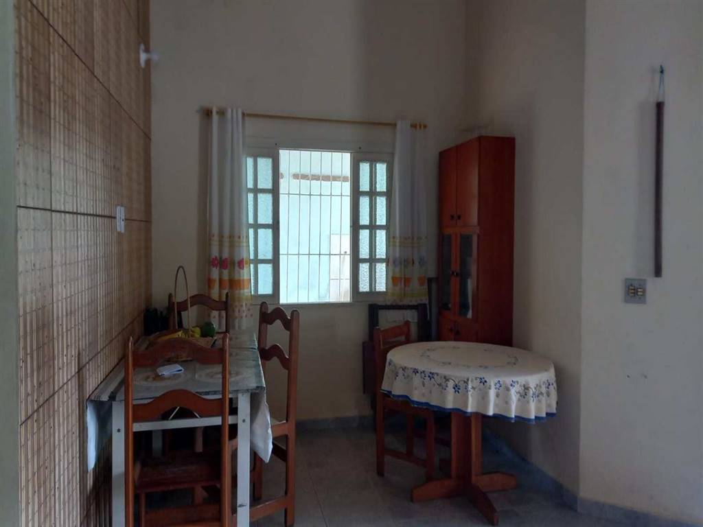 Casa com 3 quartos e 183 m² em Vila Caiçara, Praia Grande