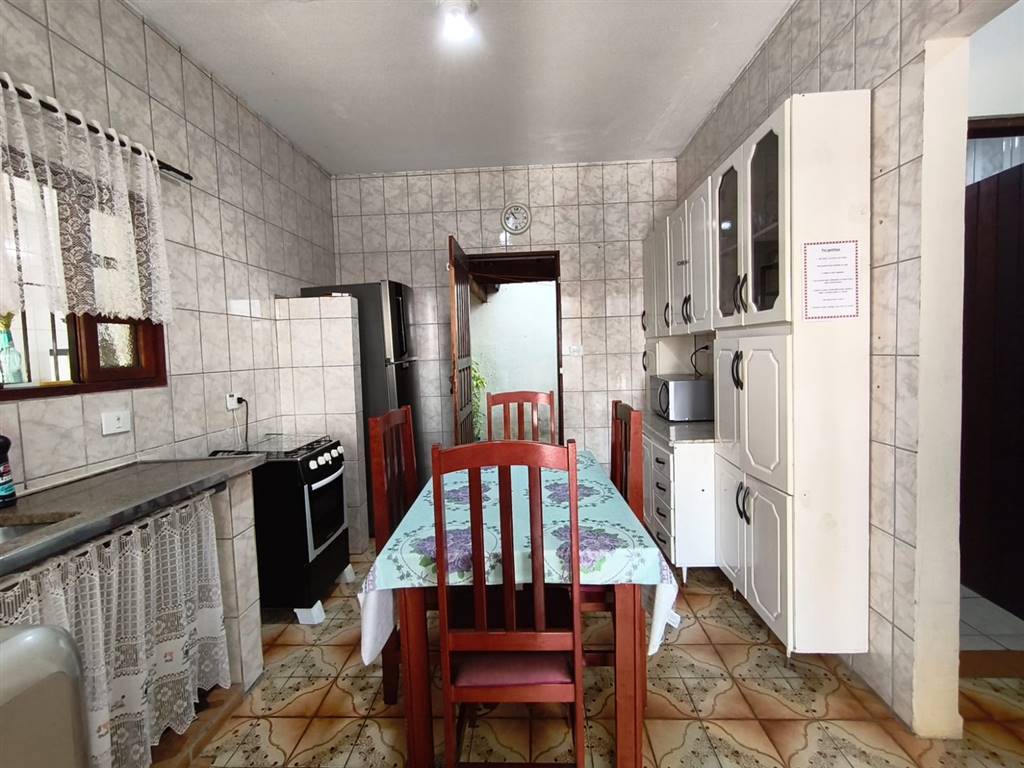 Casa com 2 quartos e 250 m² em Vila Caiçara, Praia Grande