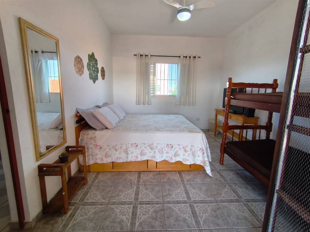 Casa com 2 quartos e 250 m² em Vila Caiçara, Praia Grande