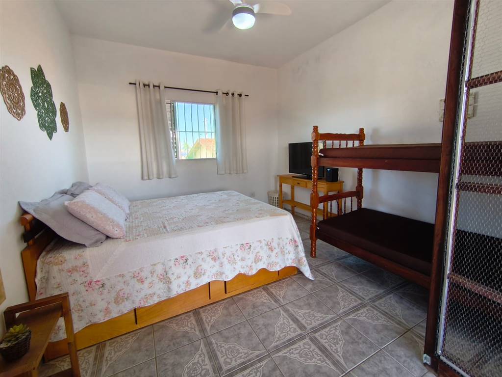 Casa com 2 quartos e 250 m² em Vila Caiçara, Praia Grande