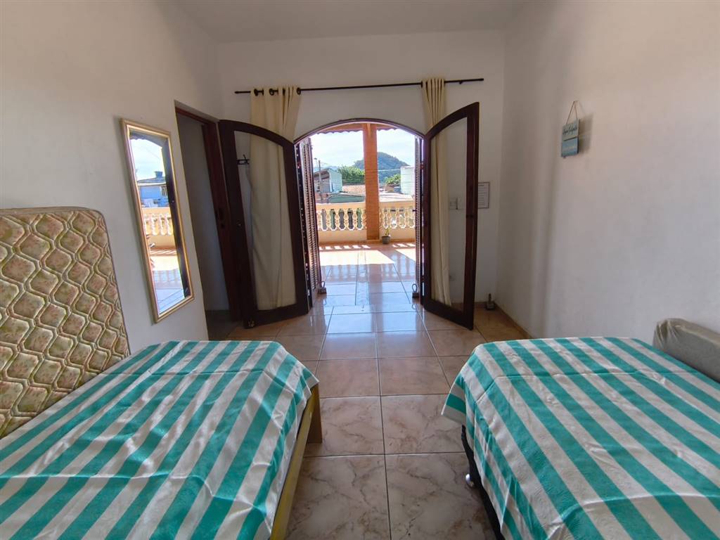 Casa com 2 quartos e 250 m² em Vila Caiçara, Praia Grande