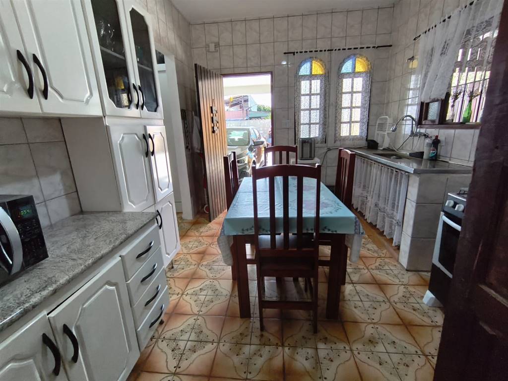 Casa com 2 quartos e 250 m² em Vila Caiçara, Praia Grande