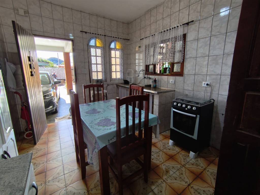 Casa com 2 quartos e 250 m² em Vila Caiçara, Praia Grande