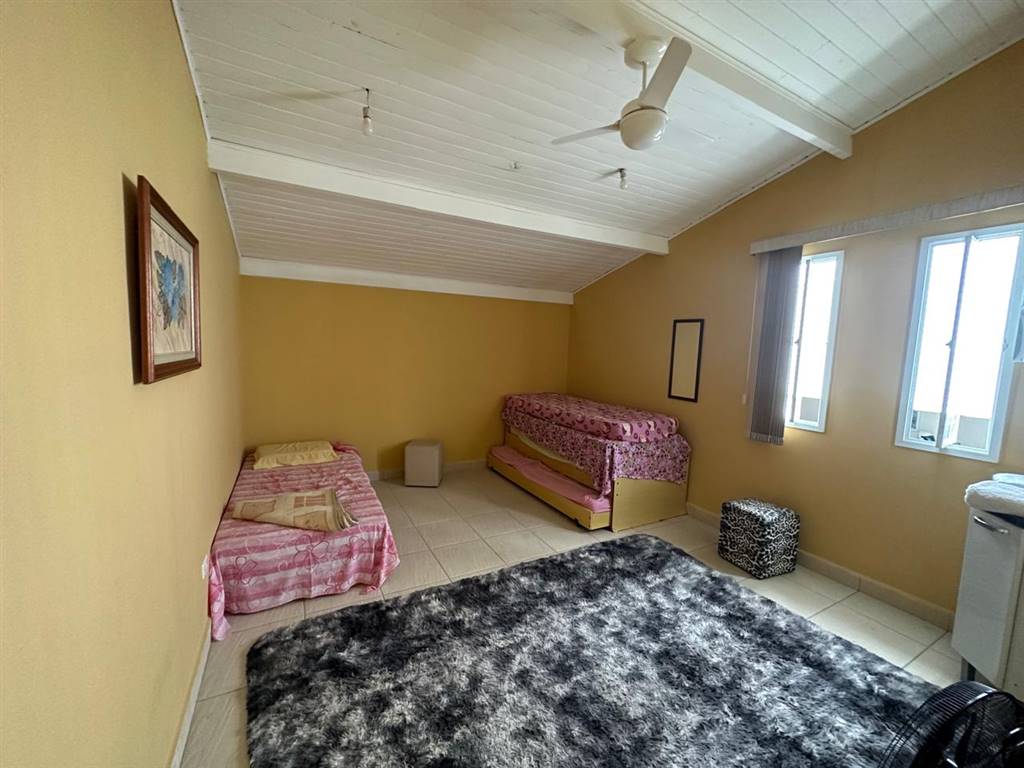Casa com 3 quartos e 135 m² em Vila Caiçara, Praia Grande