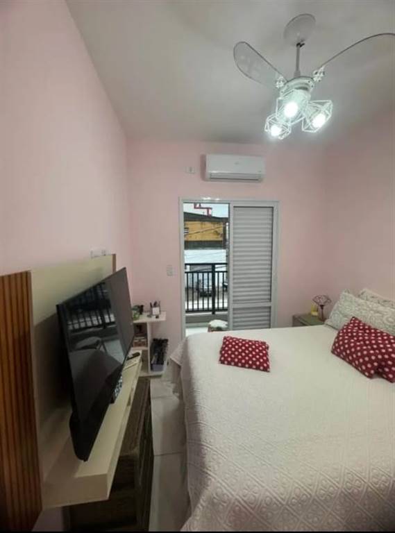 Casa com 2 quartos e 57 m² em Vila Caiçara, Praia Grande