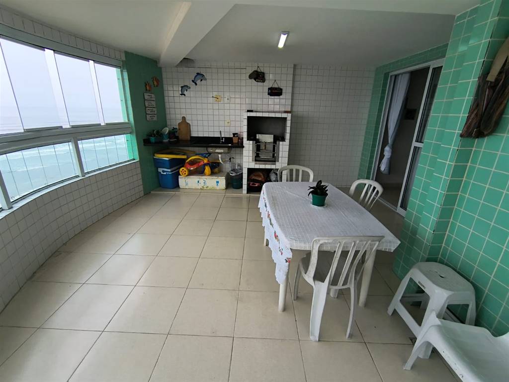 Apartamento com 2 quartos e 120 m² em Vila Caiçara, Praia Grande
