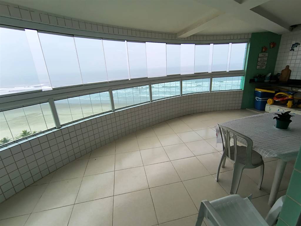 Apartamento com 2 quartos e 120 m² em Vila Caiçara, Praia Grande