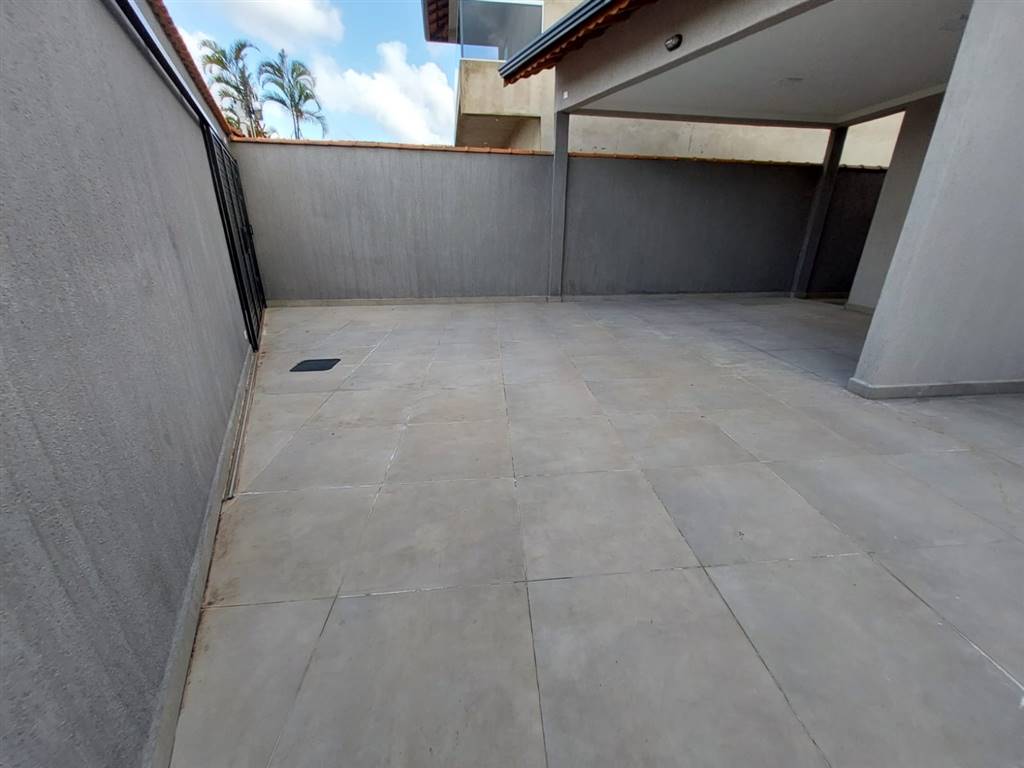 Casa com 3 quartos e 120 m² em Vila Caiçara, Praia Grande