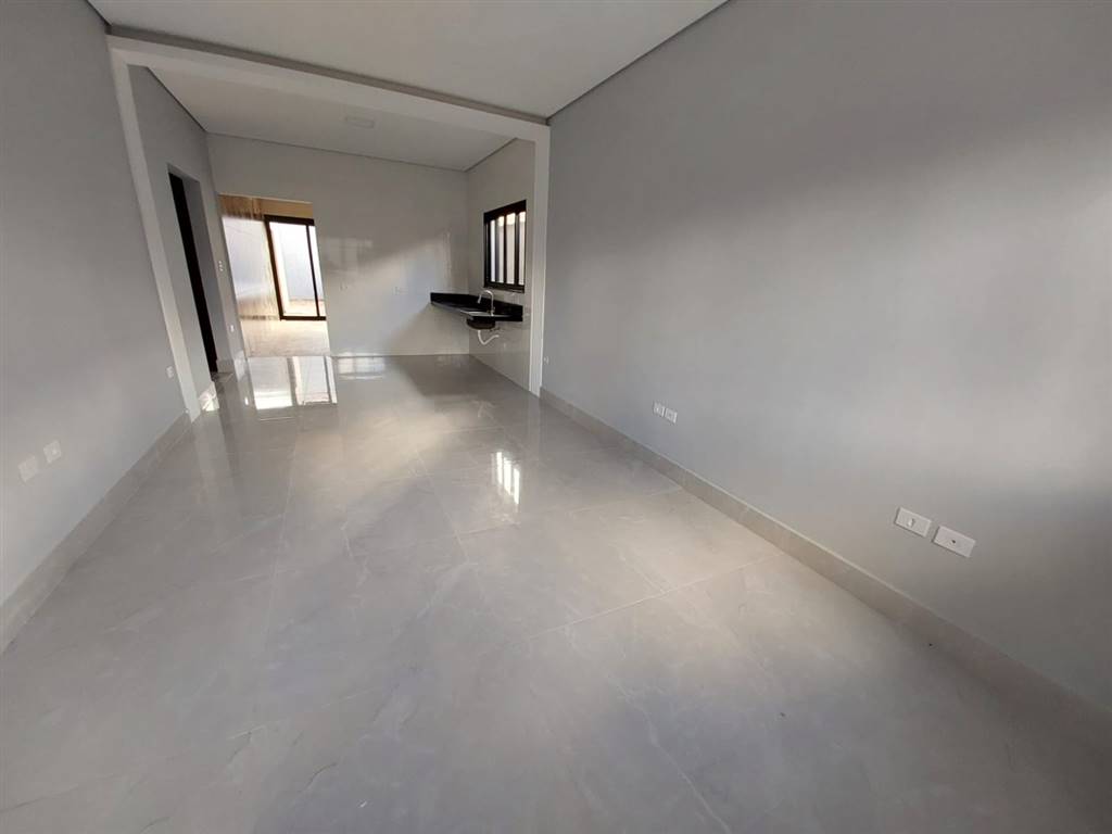 Casa com 3 quartos e 120 m² em Vila Caiçara, Praia Grande