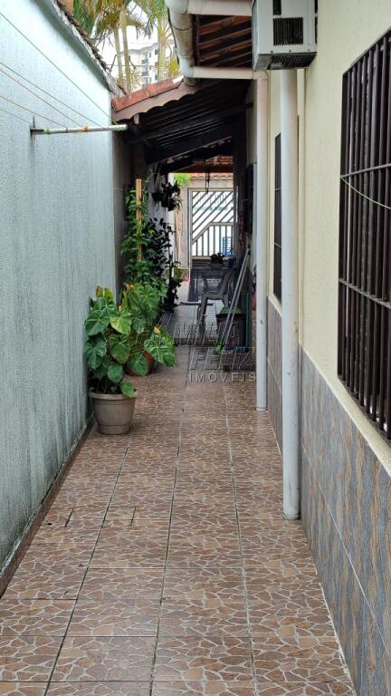 Casa com 2 quartos e 90 m² em Vila Caiçara, Praia Grande