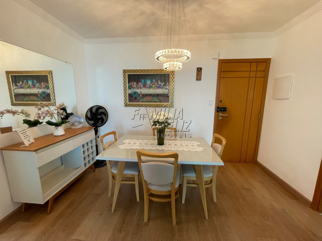 Apartamento com 2 quartos e 81 m² em Vila Caiçara, Praia Grande