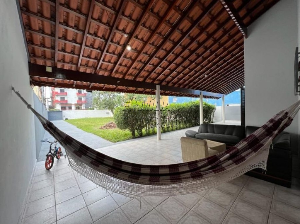 Casa com 2 quartos e 200 m² em Vila Caiçara, Praia Grande