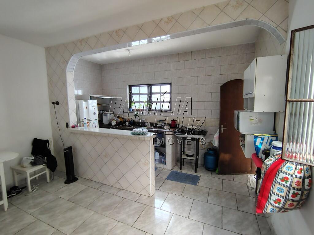 Casa com 2 quartos e 180 m² em Vila Caiçara, Praia Grande