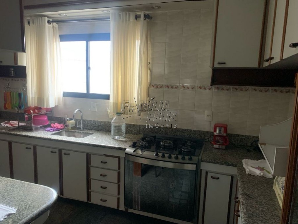 Apartamento com 3 quartos e 230 m² em Vila Caiçara, Praia Grande