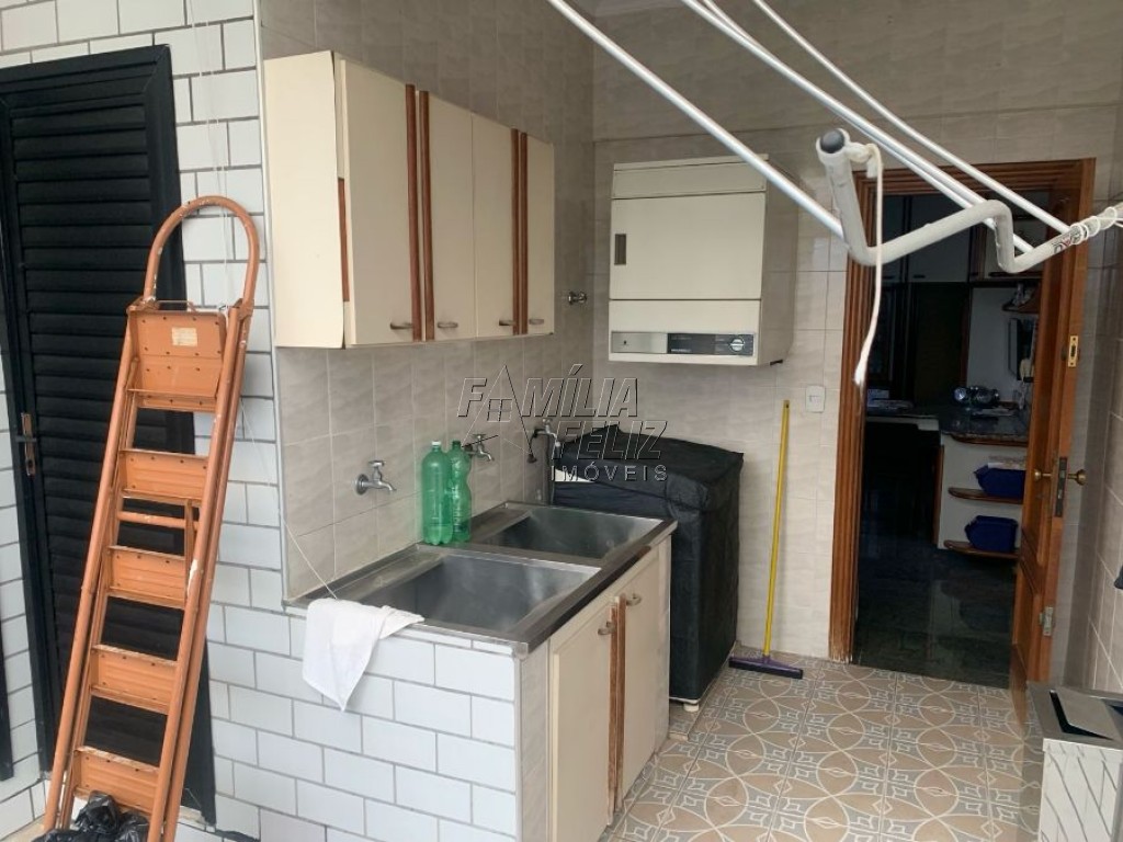 Apartamento com 3 quartos e 230 m² em Vila Caiçara, Praia Grande