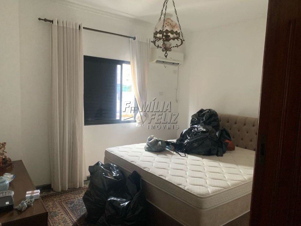 Apartamento com 3 quartos e 230 m² em Vila Caiçara, Praia Grande
