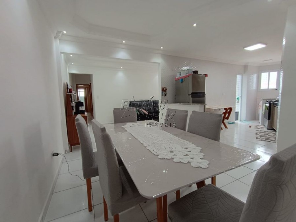 Apartamento com 2 quartos e 94 m² em Vila Caiçara, Praia Grande