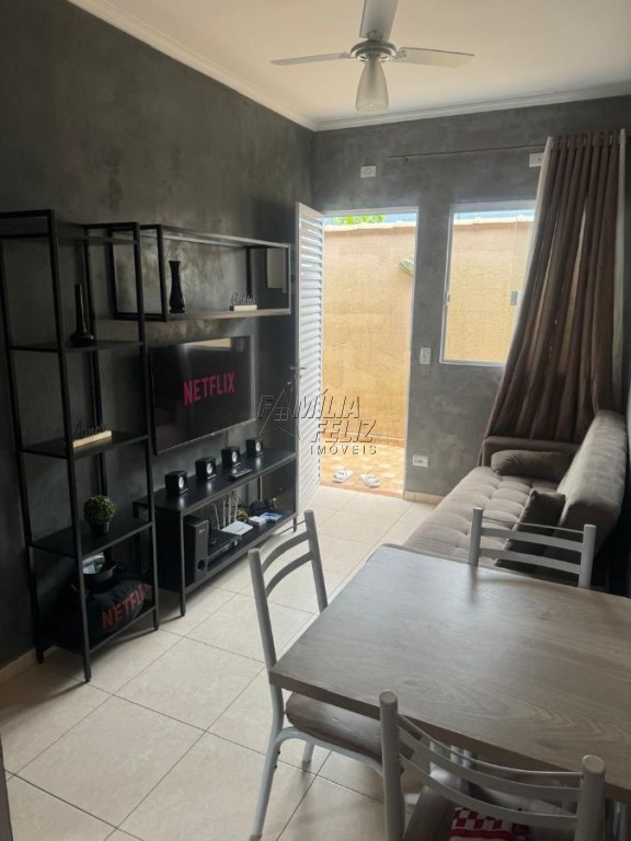 Casa com 2 quartos e 49 m² em Vila Caiçara, Praia Grande