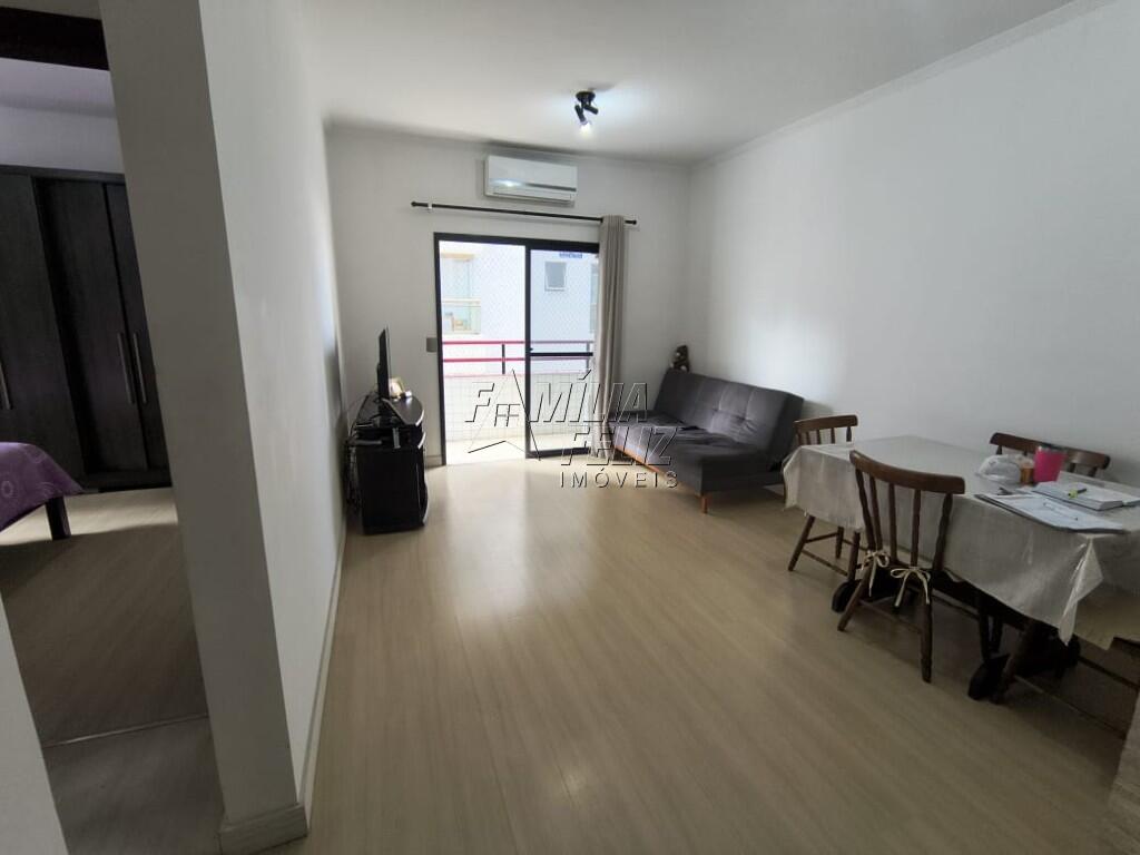 Apartamento com 1 quarto e 57 m² em Vila Caiçara, Praia Grande