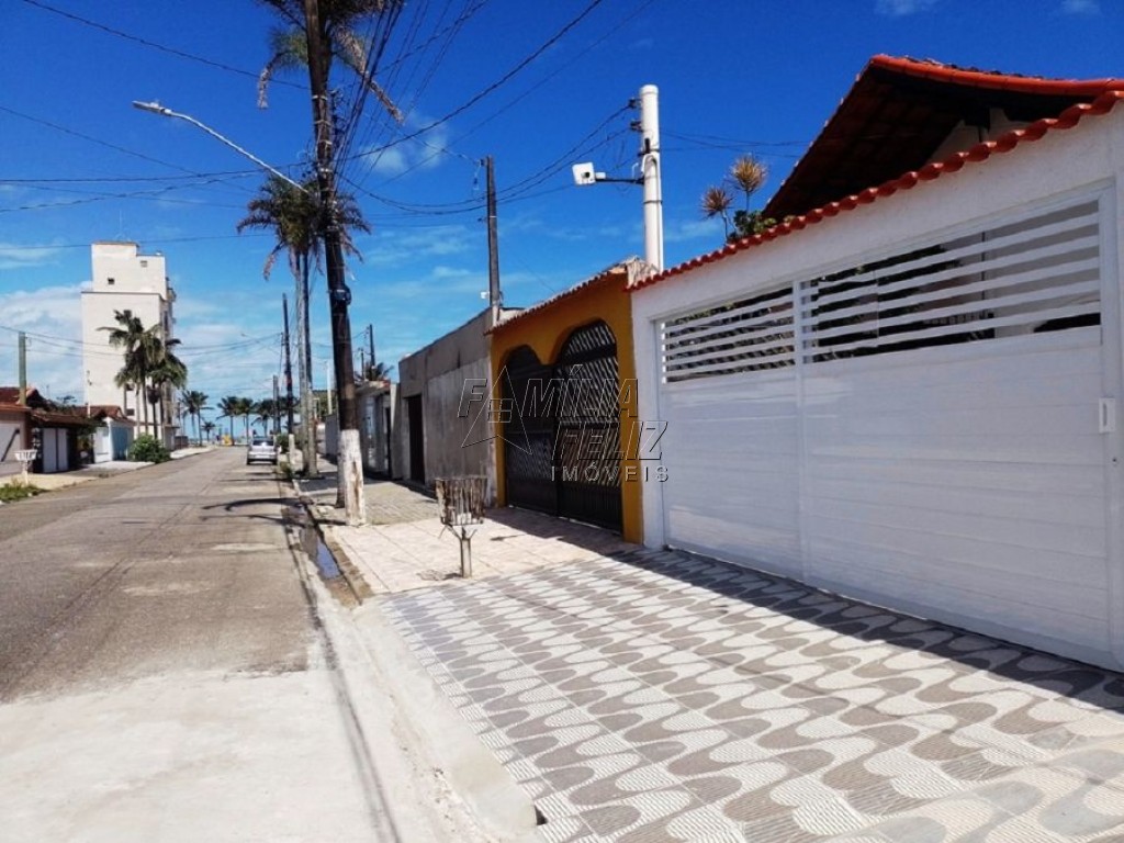Casa com 2 quartos e 75 m² em Real, Praia Grande