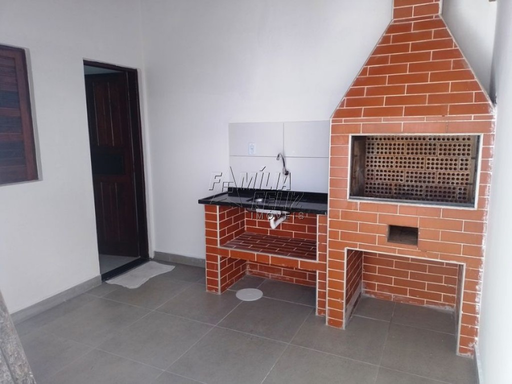 Casa com 2 quartos e 75 m² em Real, Praia Grande