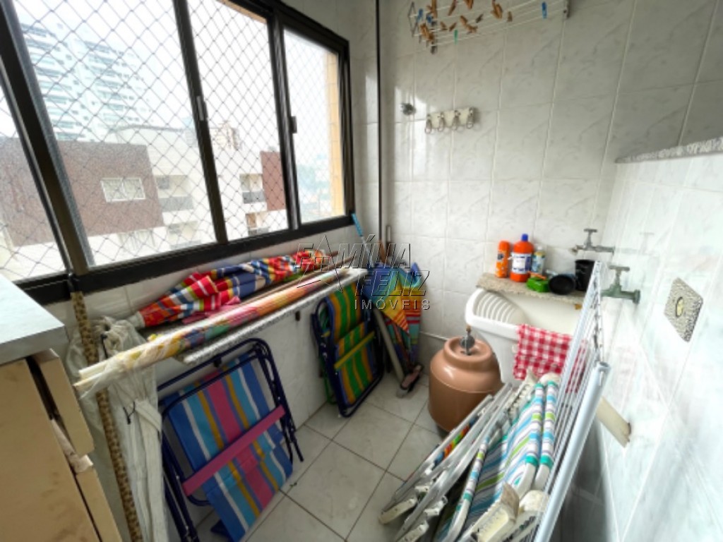 Apartamento com 2 quartos e 70 m² em Vila Caiçara, Praia Grande