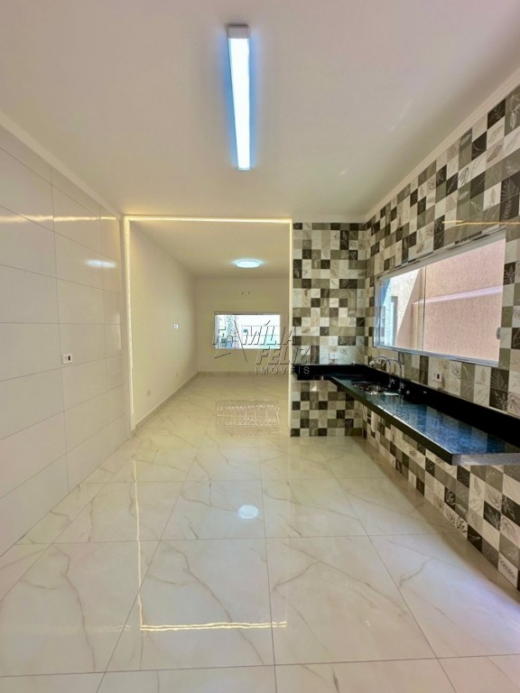 Casa com 2 quartos e 94 m² em Vila Caiçara, Praia Grande