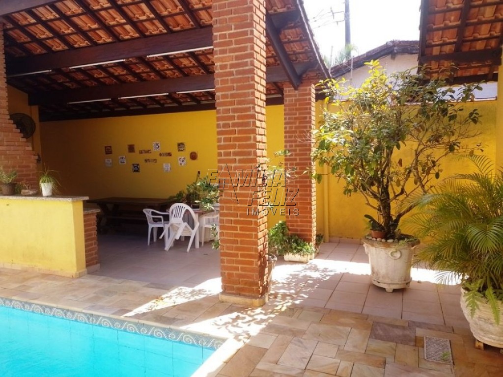 Casa com 4 quartos e 160 m² em Vila Caiçara, Praia Grande