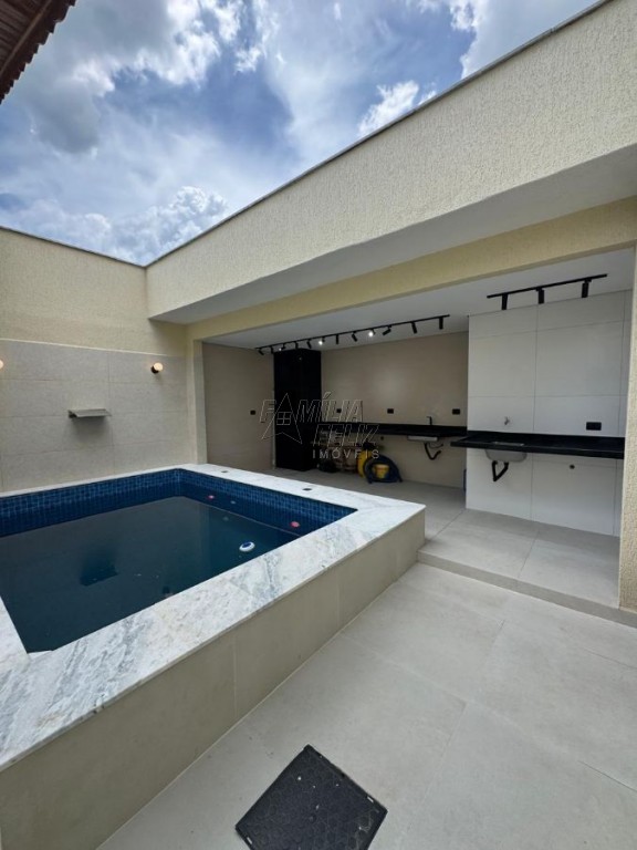 Casa com 3 quartos e 114 m² em Vila Caiçara, Praia Grande