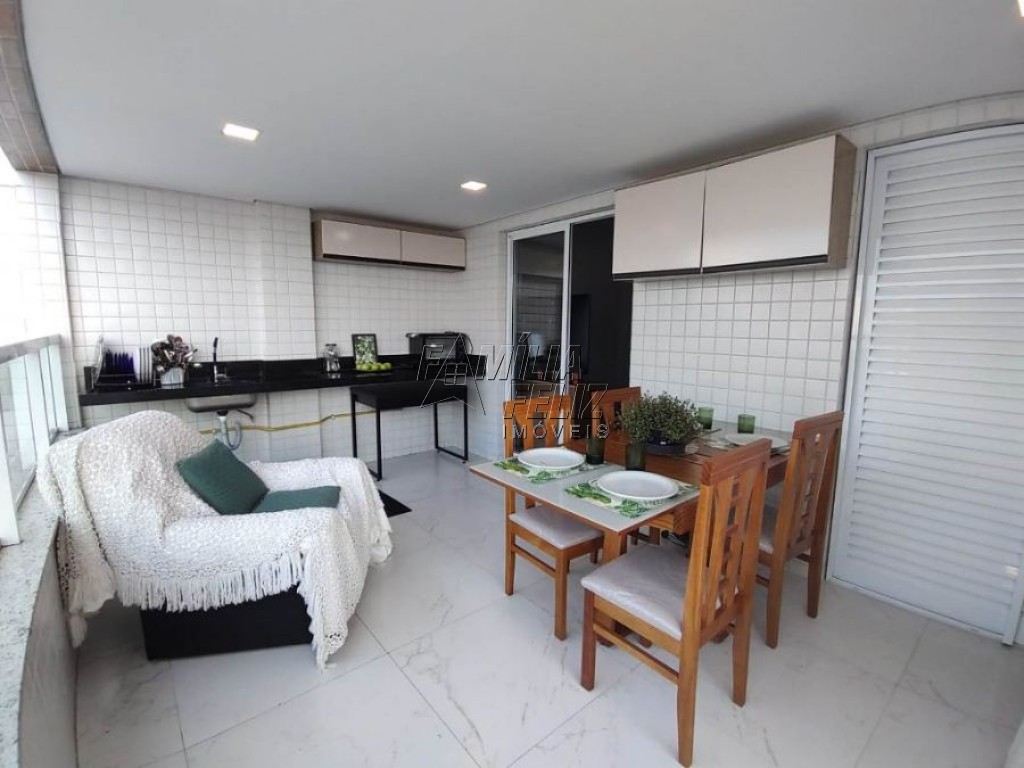 Apartamento com 3 quartos e 110 m² em Vila Caiçara, Praia Grande