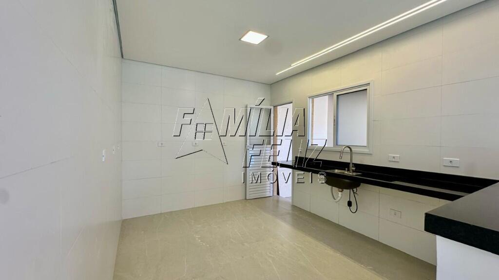 Casa com 2 quartos e 95 m² em Vila Tupi, Praia Grande