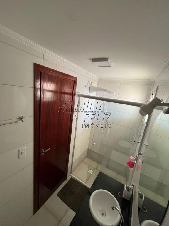 Apartamento com 3 quartos e 150 m² em Vila Caiçara, Praia Grande