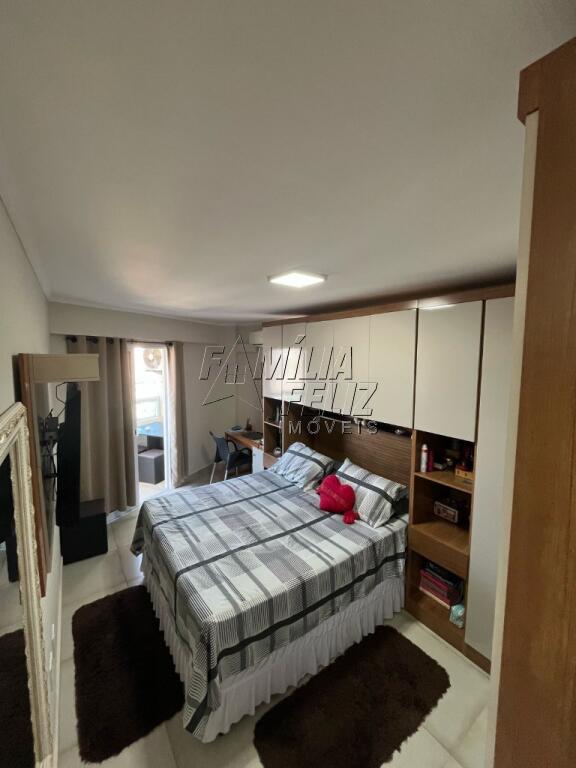 Apartamento com 3 quartos e 150 m² em Vila Caiçara, Praia Grande