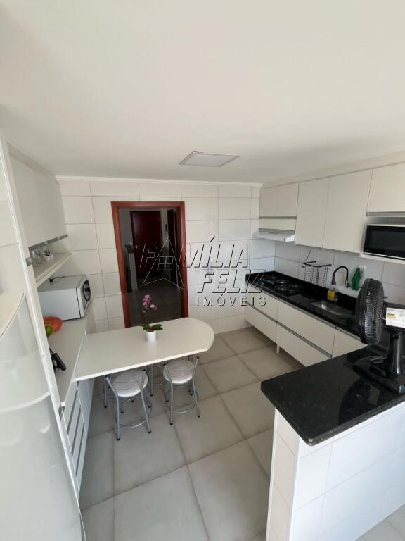 Apartamento com 3 quartos e 150 m² em Vila Caiçara, Praia Grande