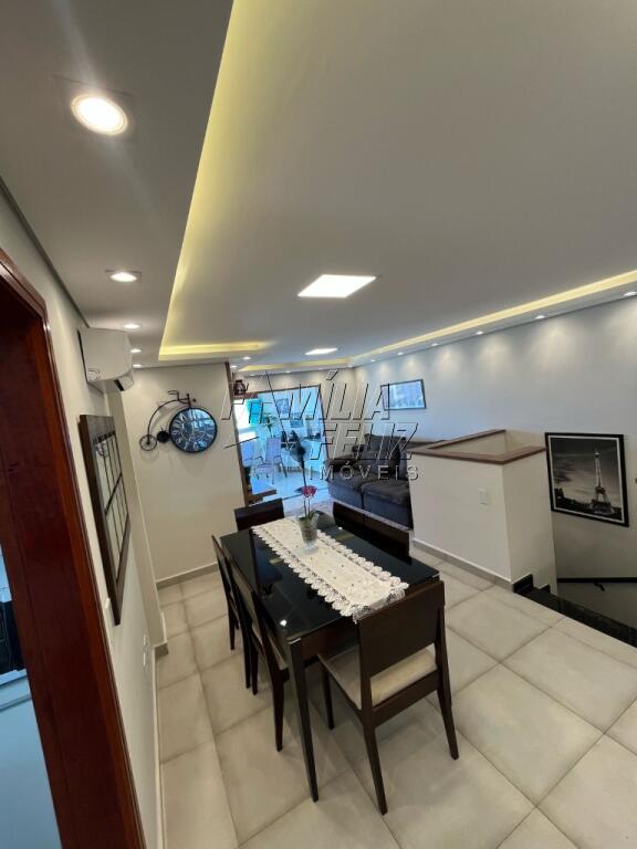 Apartamento com 3 quartos e 150 m² em Vila Caiçara, Praia Grande