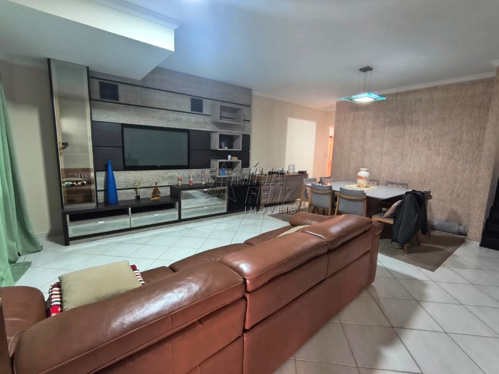 Casa com 3 quartos e 139 m² em Vila Caiçara, Praia Grande