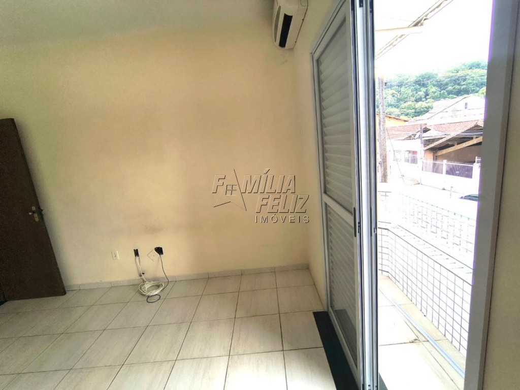 Casa com 3 quartos e 139 m² em Vila Caiçara, Praia Grande