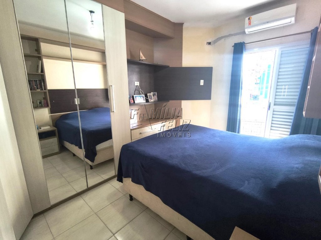 Casa com 3 quartos e 139 m² em Vila Caiçara, Praia Grande
