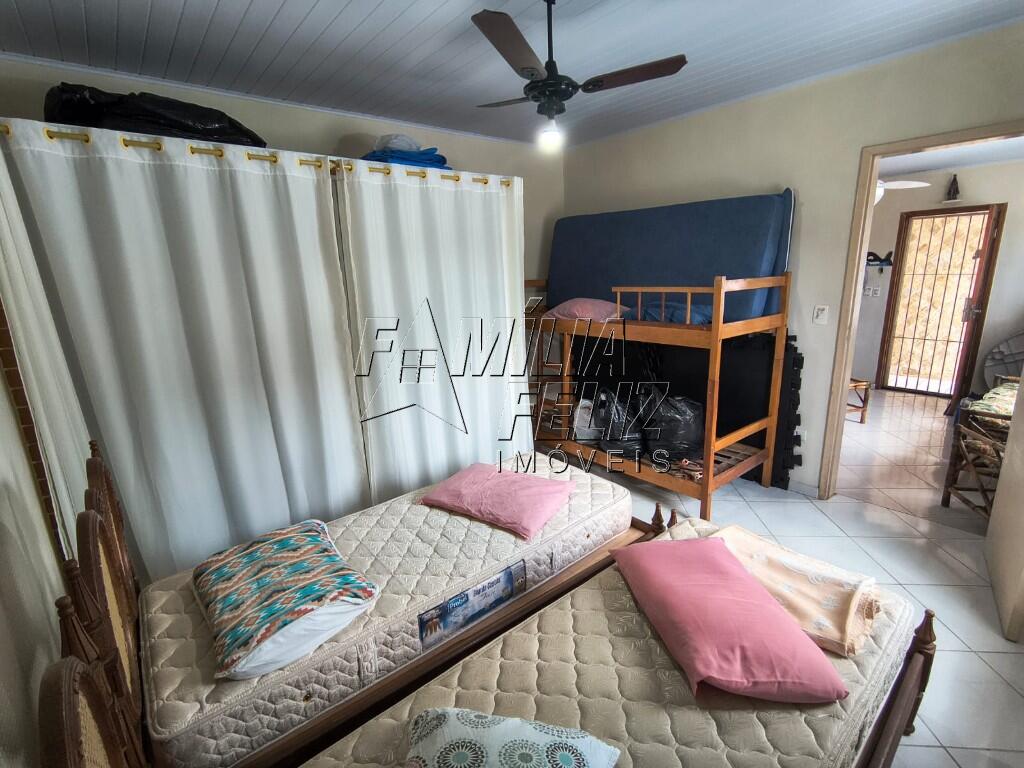 Casa com 2 quartos e 262 m² em Vila Caiçara, Praia Grande