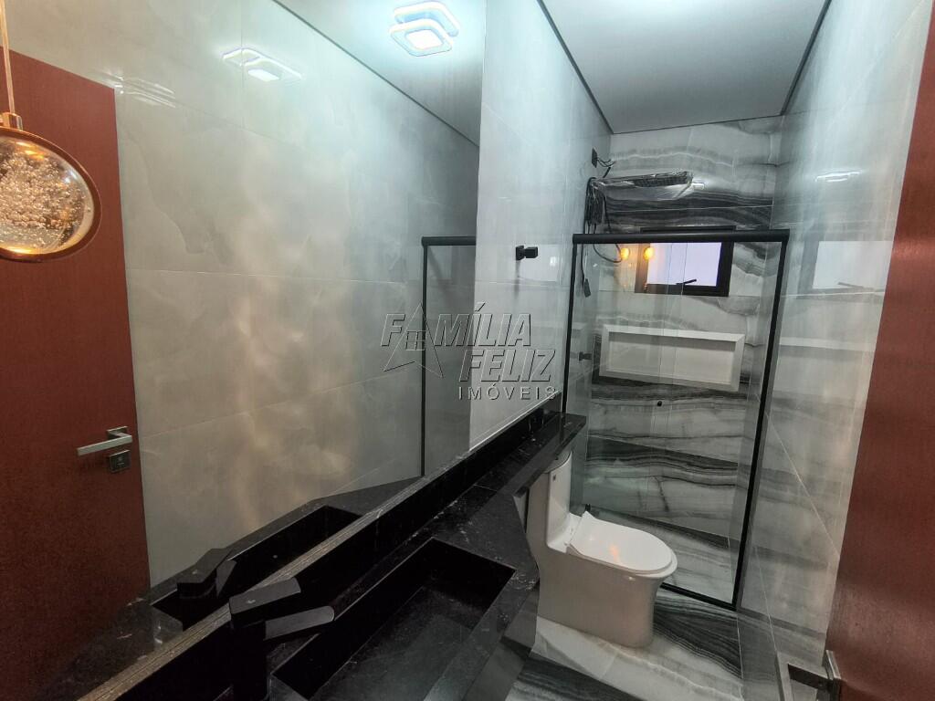 Casa com 3 quartos e 94 m² em Jardim Imperador, Praia Grande