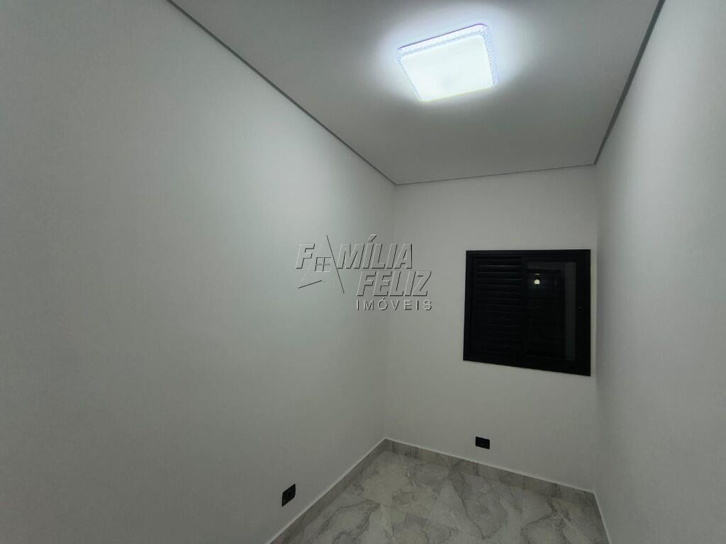 Casa com 3 quartos e 94 m² em Jardim Imperador, Praia Grande