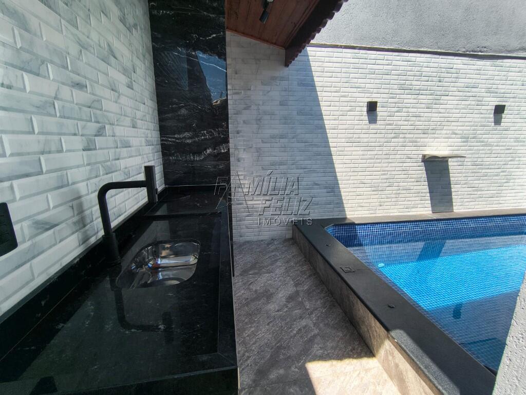 Casa com 3 quartos e 94 m² em Jardim Imperador, Praia Grande