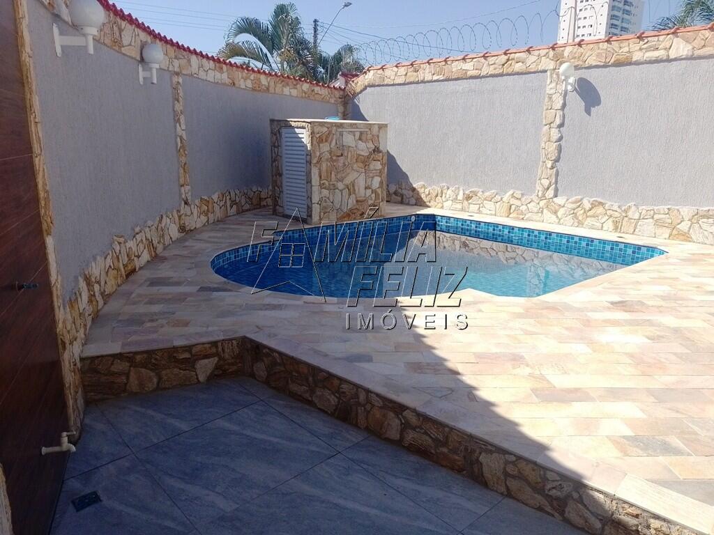 Casa com 4 quartos e 220 m² em Vila Caiçara, Praia Grande