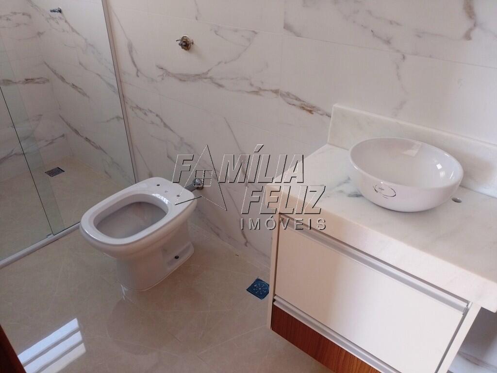Casa com 4 quartos e 220 m² em Vila Caiçara, Praia Grande