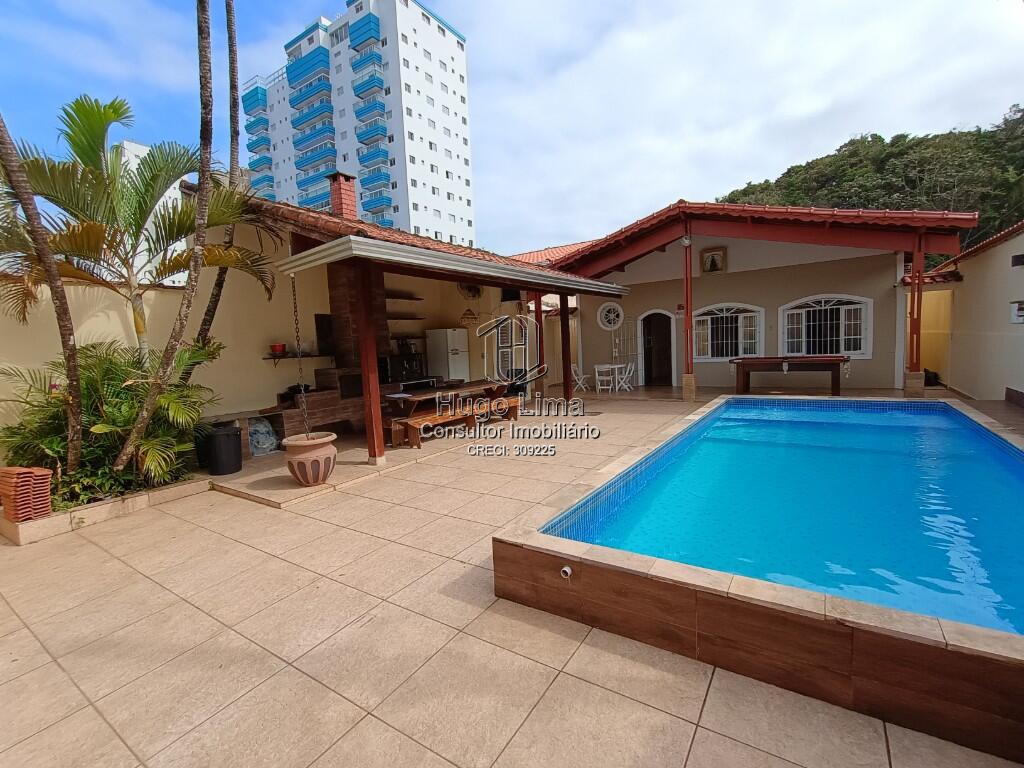 Casa com 4 quartos e 150 m² em Pedreira, Mongaguá