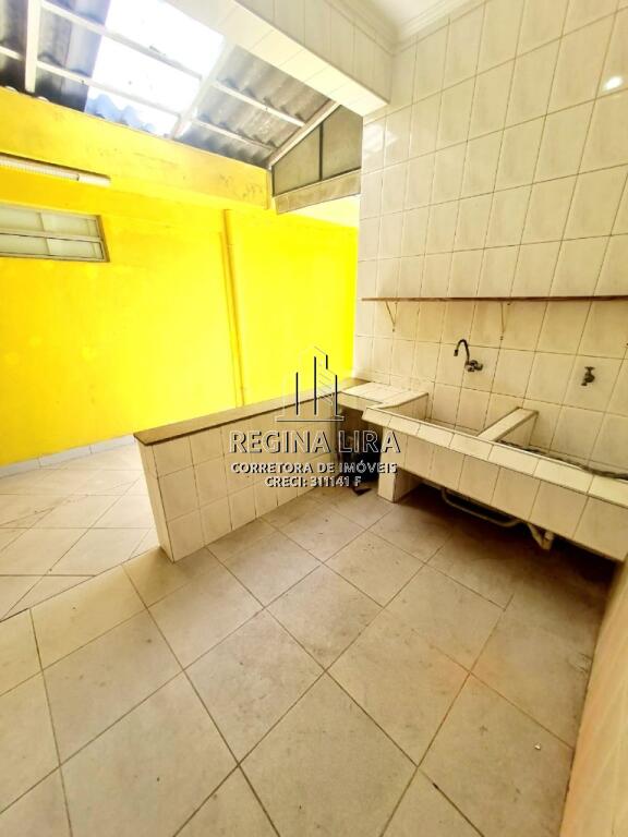 Casa com 6 quartos e 240 m² em Vila Guilhermina, Praia Grande