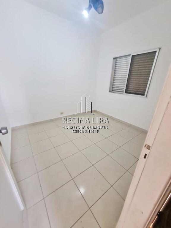 Casa com 6 quartos e 240 m² em Vila Guilhermina, Praia Grande