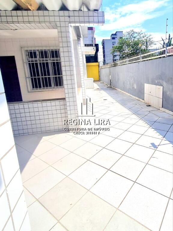 Casa com 6 quartos e 240 m² em Vila Guilhermina, Praia Grande