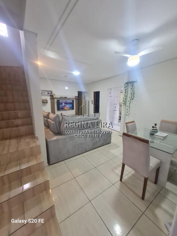 Casa com 3 quartos e 132 m² em Vila Guilhermina, Praia Grande